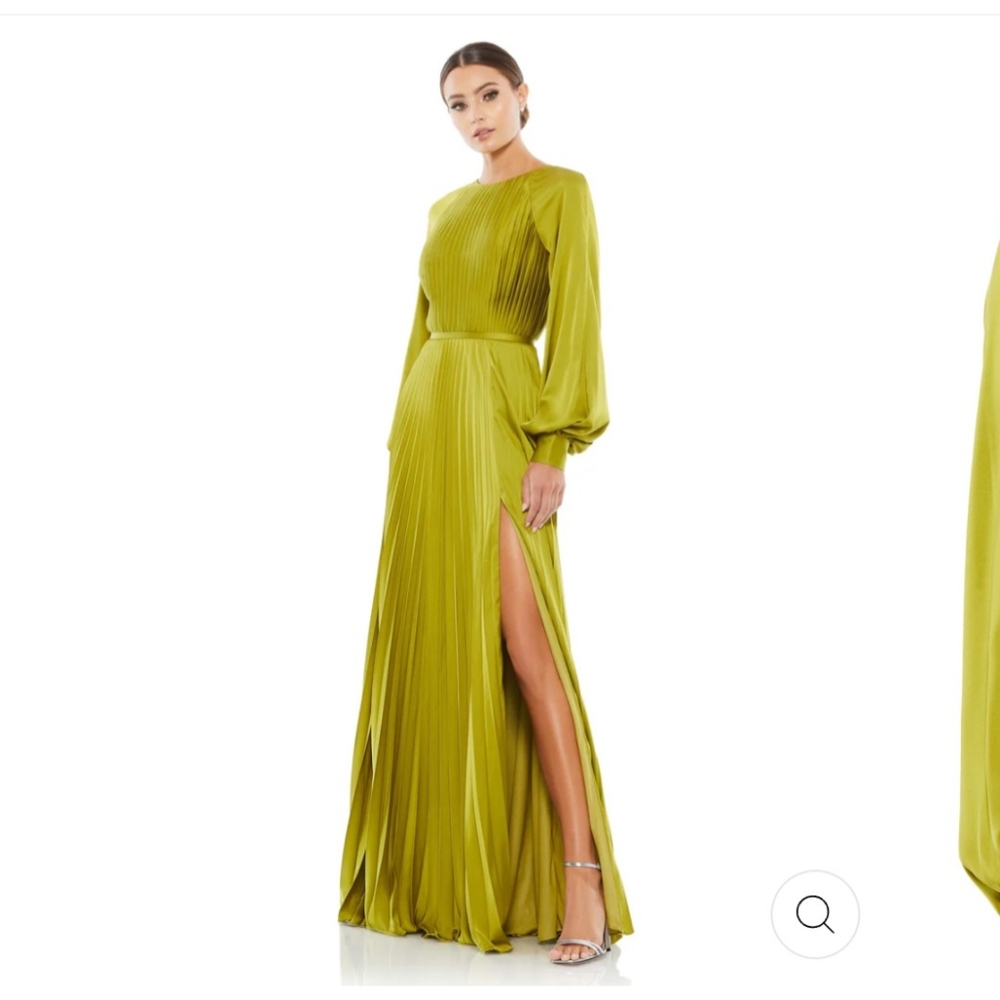 Mac Duggal, size 10, green